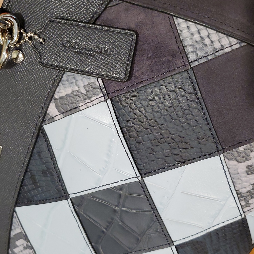 Like NEW Coach Patchwork Brooke Carryall Bag - Picture 11 of 14